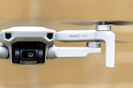 Drone DJI voando